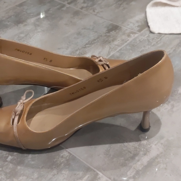 Shoes - Picture 2 of 3